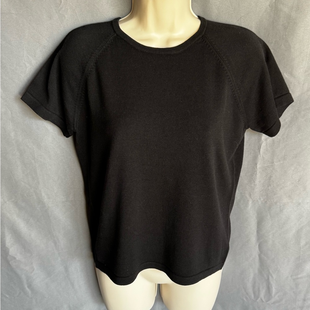 Womens Knit Short Sleeve Sweater Black Size Large Real Clothes Brand